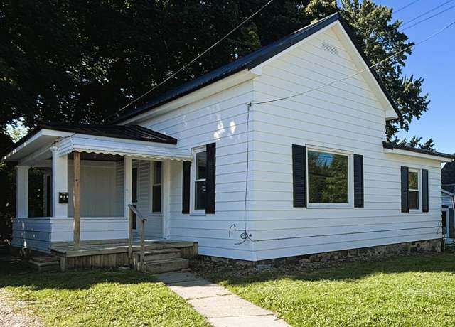 Property at 104 Park Ave, Yale, MI 48097, 2 beds, 1 bath