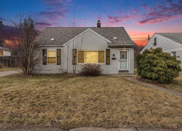 Property at 23078 Rosalind Ave, Eastpointe, MI 48021, 3 beds, 1 bath