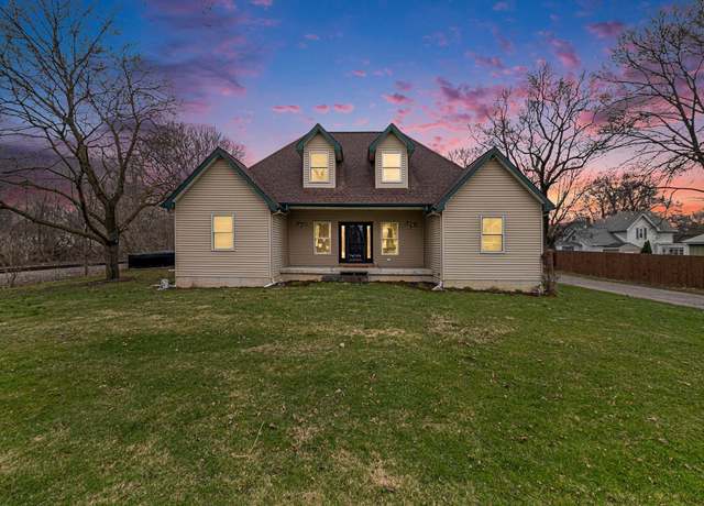 Property at 406 W Kent St, Durand, MI 48429, 5 beds, 3 baths