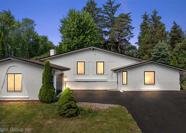 Property at 7811 Caberfae Trl, Independence Charter Township, MI 48348, 3 beds, 1.5 baths