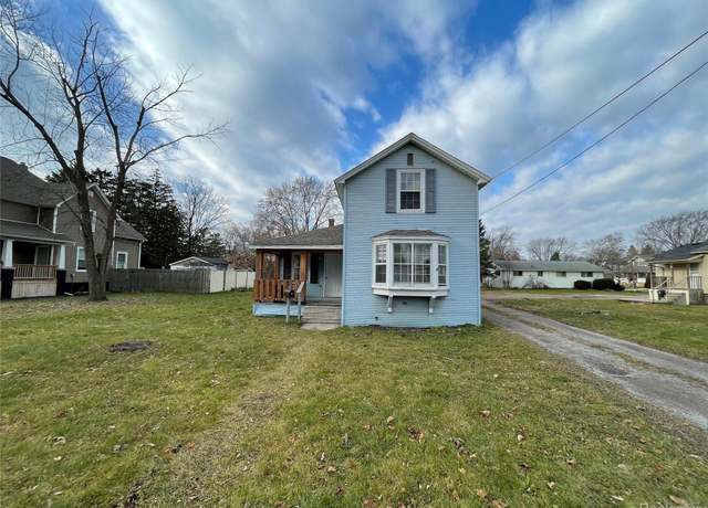 Property at 1537 Bay St, Saginaw, MI 48602, 4 beds, 1 bath