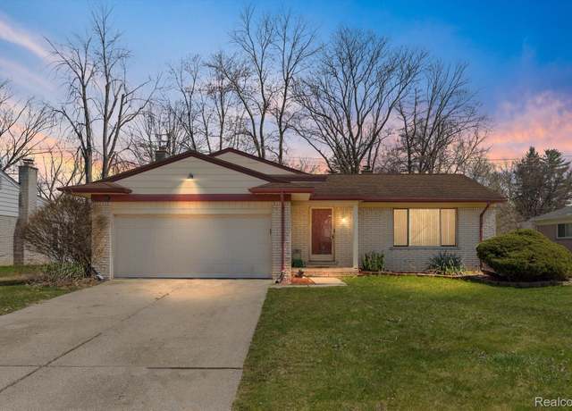 Property at 29190 Heritage Ct, Southfield, MI 48076, 3 beds, 1.5 baths