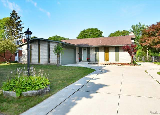 Property at 18529 Westbrook Dr, Livonia, MI 48152, 3 beds, 2 baths