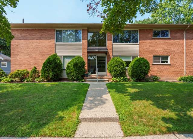 Property at 1222 E Lincoln Ave #4, Royal Oak, MI 48067, 2 beds, 1 bath