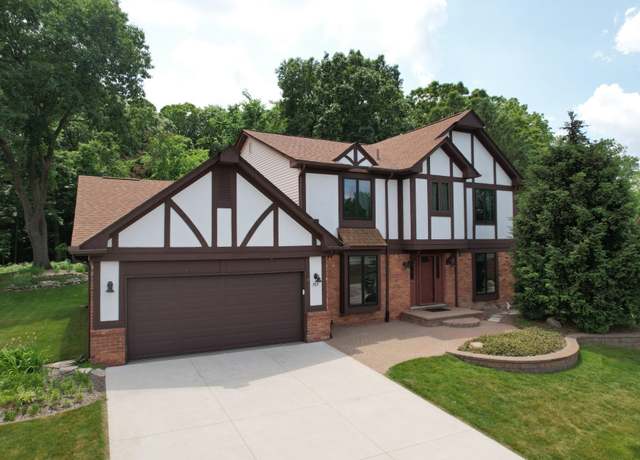 Property at 769 Snowmass Dr, Rochester Hills, MI 48309, 4 beds, 2.5 baths