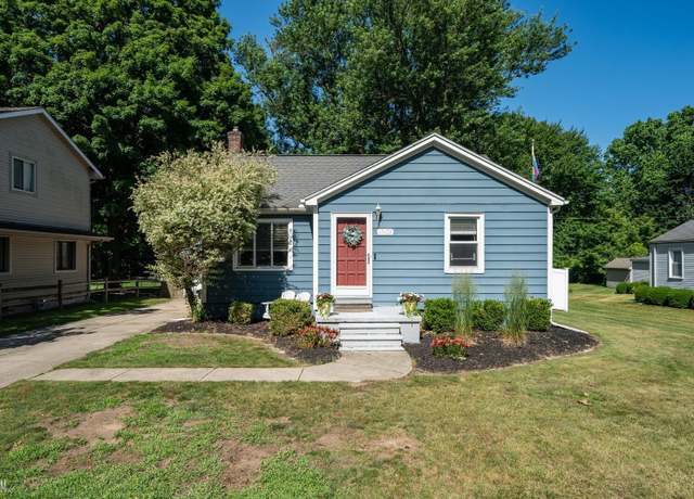 Property at 45425 N Branch St, Macomb, MI 48042, 3 beds, 1.5 baths