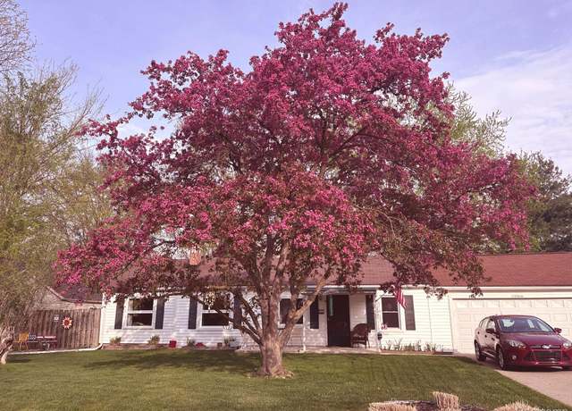 Property at 33566 Rhonswood St, Farmington Hills, MI 48335, 3 beds, 2 baths