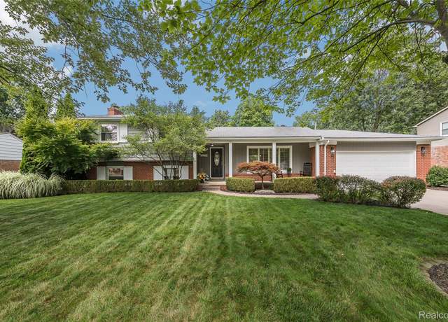 Property at 32314 Craftsbury Rd, Farmington Hills, MI 48334, 4 beds, 2.5 baths