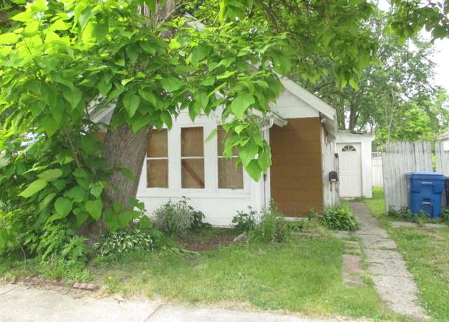 Property at 1030 Menominee Rd, Waterford, MI 48328, 1 bed, 1 bath