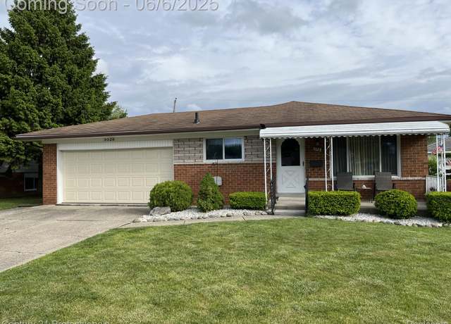Property at 3028 Earl Dr, Warren, MI 48092, 3 beds, 2 baths