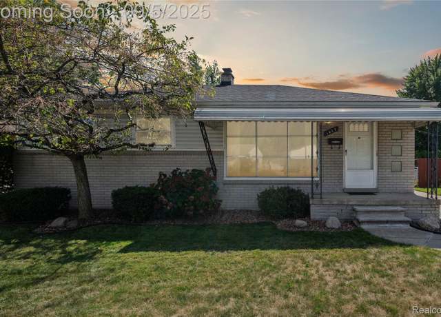 Property at 1623 Mayflower Ave, Lincoln Park, MI 48146, 3 beds, 2 baths
