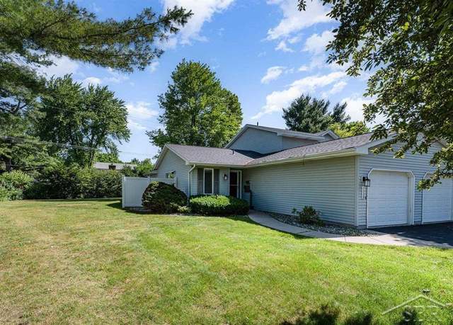 Property at 1528 Pheasant Ridge Dr, Midland, MI 48640, 2 beds, 2 baths