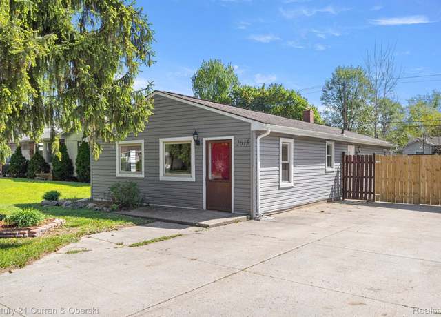 Property at 2615 Culbertson Ave, Rochester Hills, MI 48307, 2 beds, 2 baths
