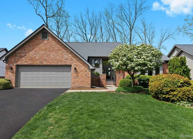 Property at 1263 Westboro Dr, Birmingham, MI 48009, 3 beds, 3.5 baths