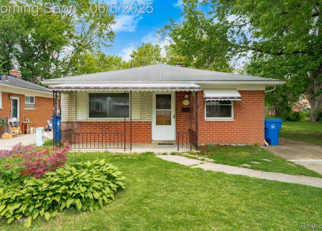 Property at 25560 Currier St, Dearborn Heights, MI 48125, 3 beds, 1 bath