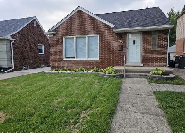 Property at 24042 Penn St, Dearborn Heights, MI 48124, 3 beds, 1.5 baths