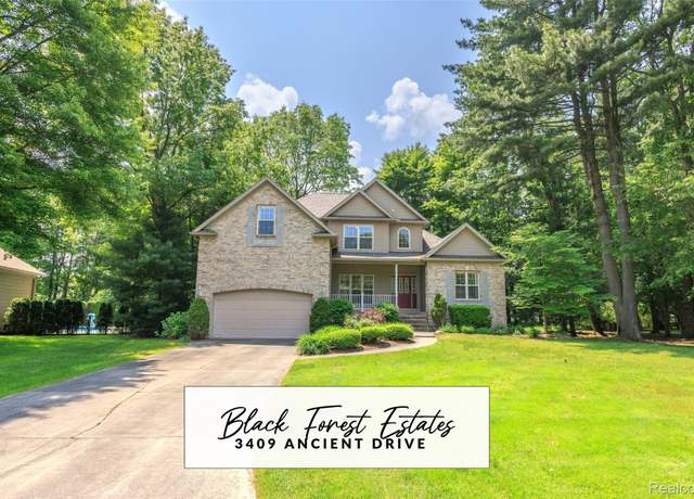 Property at 3409 Ancient Dr, Port Huron, MI 48060, 4 beds, 2.5 baths