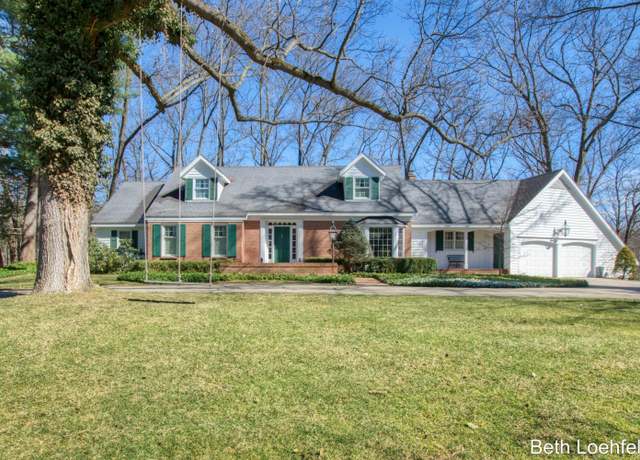 Property at 1661 Mont Rue Dr SE, Grand Rapids, MI 49546, 5 beds, 4 baths