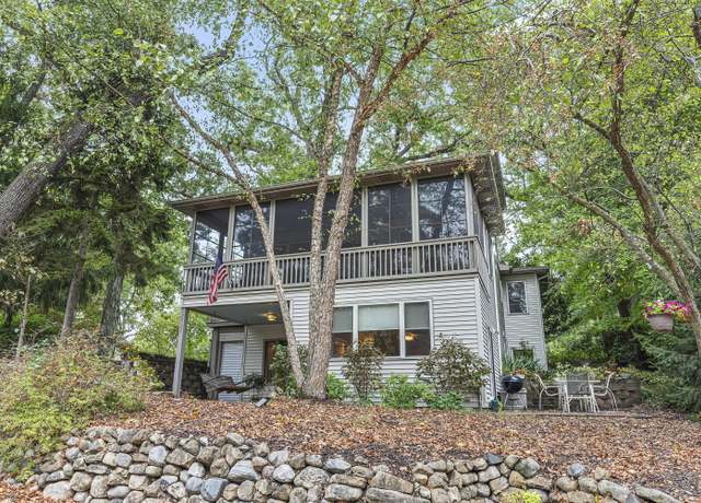 Property at 46108 Glenwood Ave, New Buffalo, MI 49117, 3 beds, 2 baths