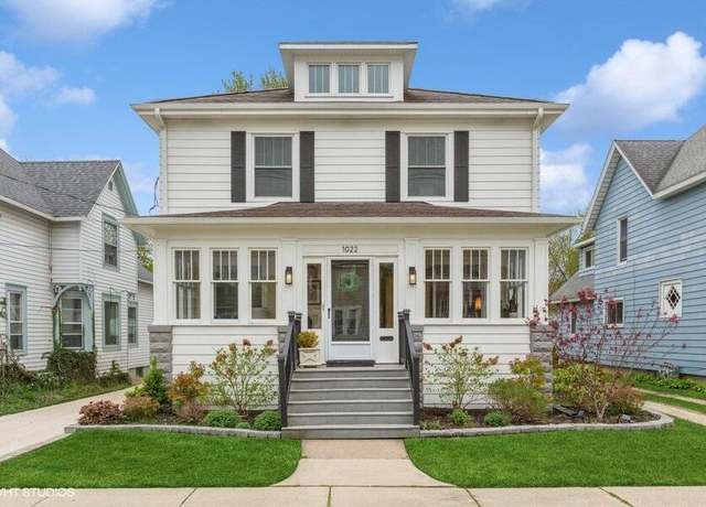 Property at 1022 Pearl St, St Joseph, MI 49085, 4 beds, 2 baths