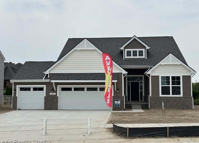 Property at 52937 Wellington Valley Dr, Macomb, MI 48042, 3 beds, 2 baths