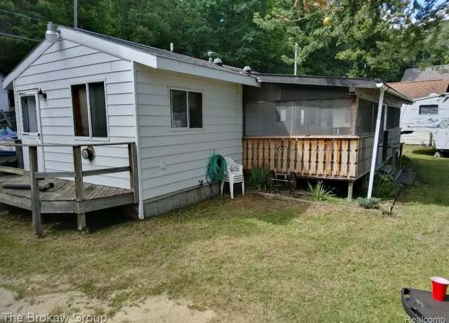 Property at 4448 Loon Lake Rd, Plainfield Township, MI 48739, 3 beds, 1 bath