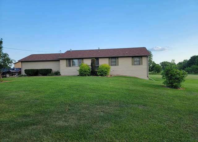 Property at 9889 Ditch Rd, Chesaning Township, MI 48616, 3 beds, 2.5 baths