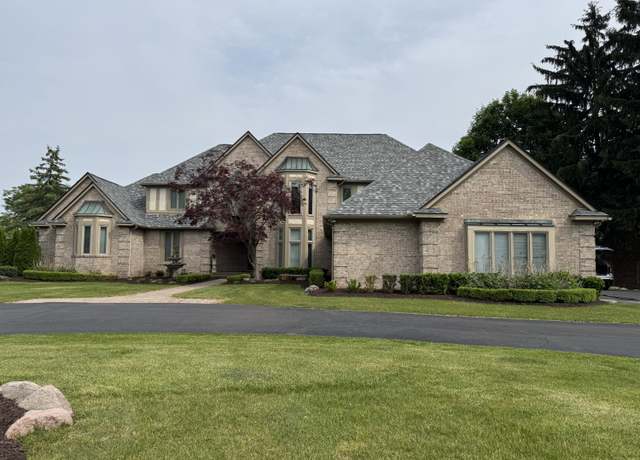 Property at 1265 Water Cliff Dr, Bloomfield Hills, MI 48302, 5 beds, 5 baths