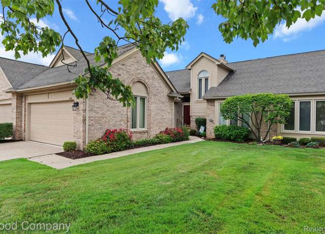 Property at 4307 Reflections Dr, Sterling Heights, MI 48314, 3 beds, 3 baths