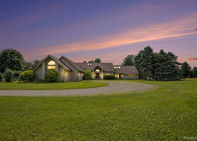 Property at 3101 Delano Rd, Oxford, MI 48371, 4 beds, 4 baths