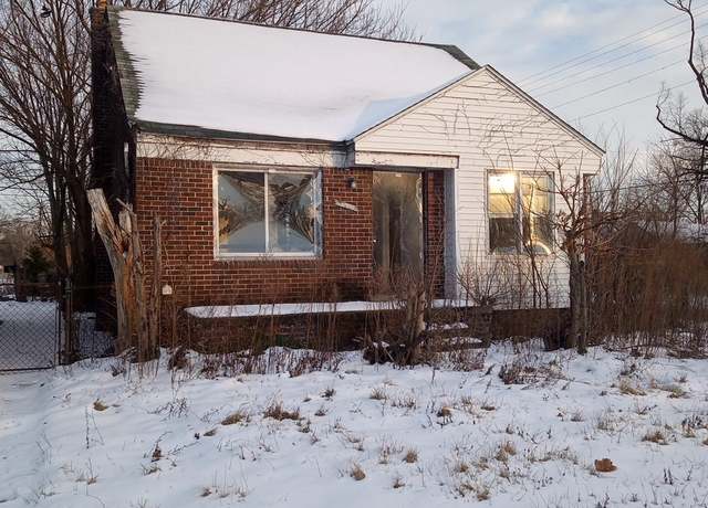 Property at 19600 Syracuse St, Detroit, MI 48234, 3 beds, 1 bath