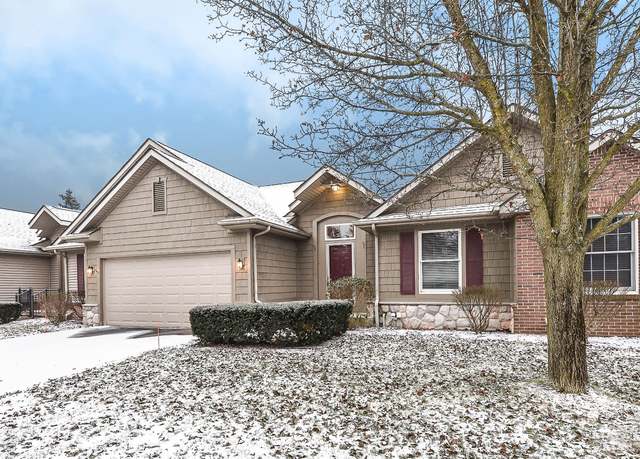 Property at 941 Persimmon Dr, Brighton, MI 48116, 3 beds, 3 baths