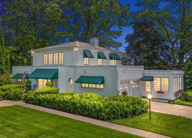 Property at 62 Robertson Ct, Clarkston, MI 48346, 4 beds, 4.5 baths