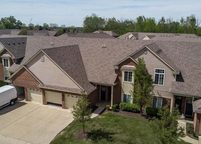 Property at 14225 Shadywood Dr, Sterling Heights, MI 48312, 2 beds, 2 baths