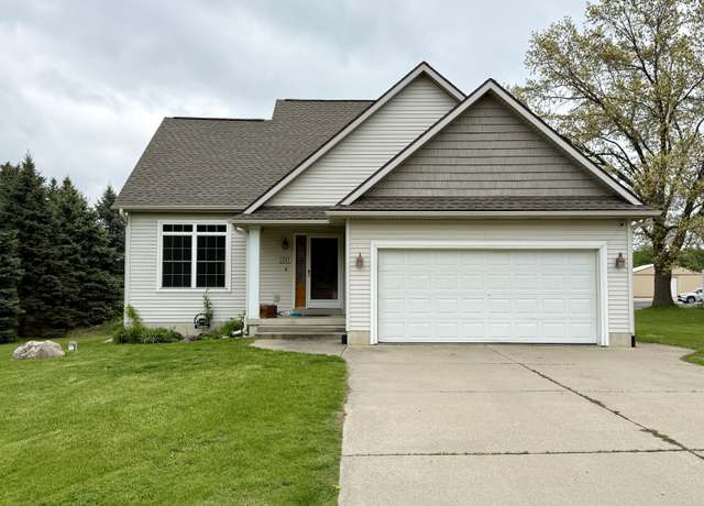 Property at 6981 Jennifer Ln, Portland, MI 48875, 3 beds, 2 baths
