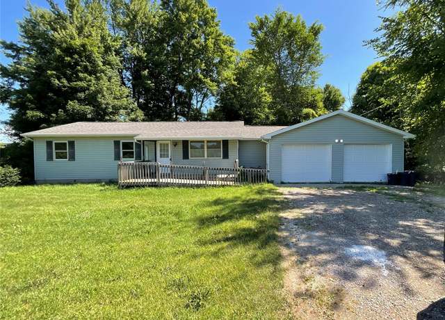 Property at 942 Angle Rd, Lapeer, MI 48446, 3 beds, 2 baths