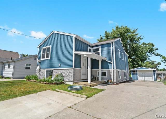 Property at 9136 Buckingham St, White Lake Charter Township, MI 48386, 3 beds, 2 baths