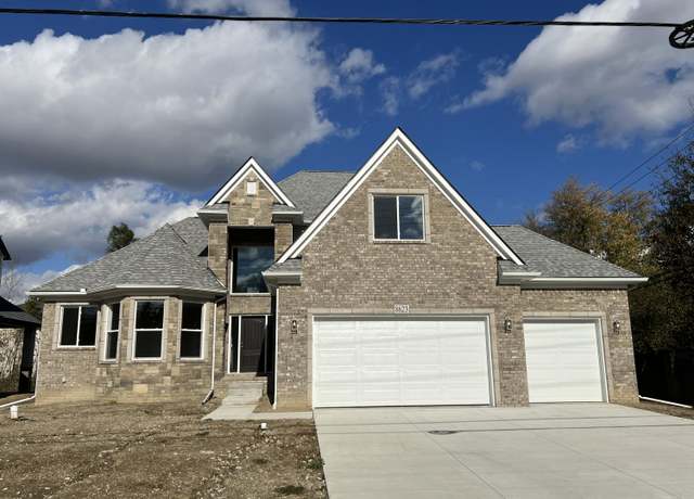 Property at 8623 Greendale Dr, Sterling Heights, MI 48312, 4 beds, 2.5 baths