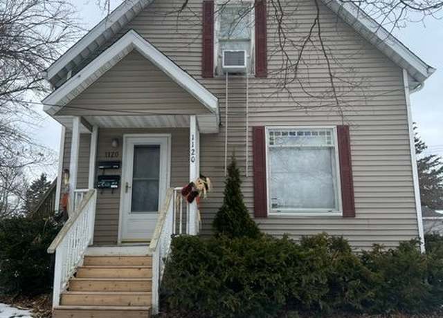 Property at 1120 W Oregon St, Lapeer, MI 48446, 3 beds, 1 bath