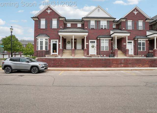 Property at 53128 E Providence Dr, Shelby Twp, MI 48316, 2 beds, 2 baths