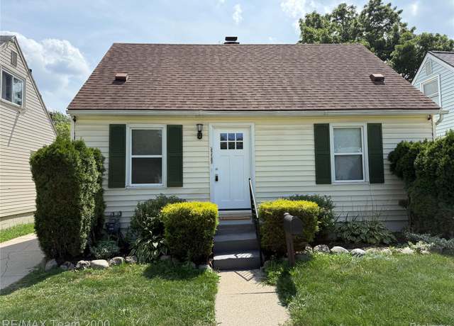 Property at 26135 Powers Ave, Dearborn Heights, MI 48125, 4 beds, 1 bath