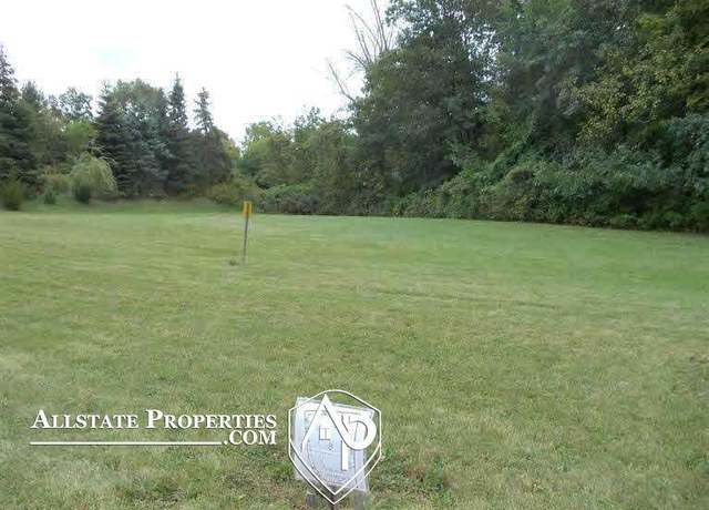 Property at 10460 Golfview Ct, Davison, MI 48423