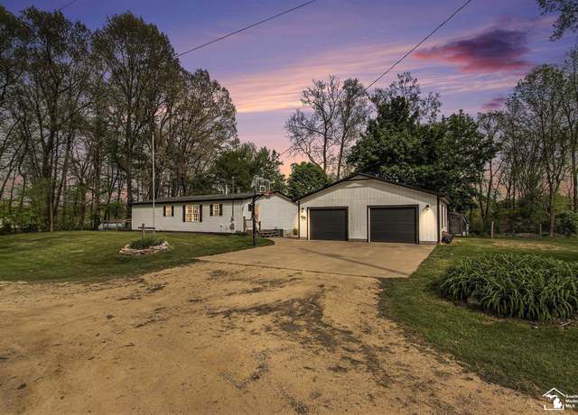 Property at 635 Pokey Dr, Hastings, MI 49058, 3 beds, 2 baths