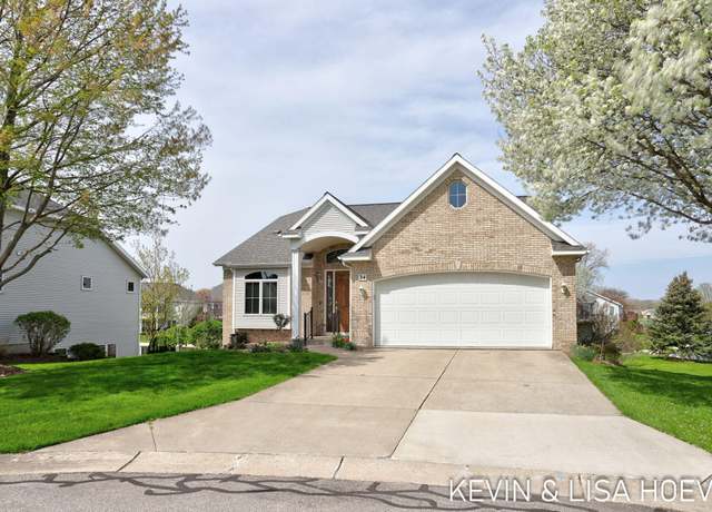 Property at 34 Regal Ct #34, Zeeland, MI 49464, 3 beds, 3 baths