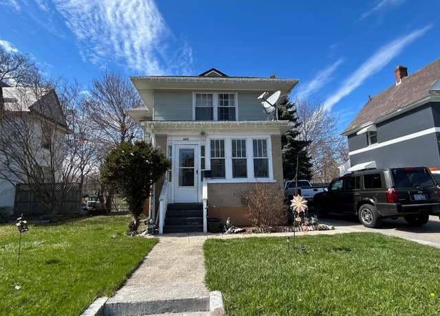 Property at 669 N Perry St, Pontiac, MI 48342, 2 beds, 1 bath