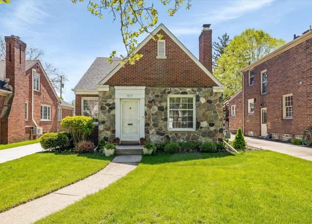 Property at 417 Belanger St, Grosse Pointe Farms, MI 48236, 3 beds, 1.5 baths
