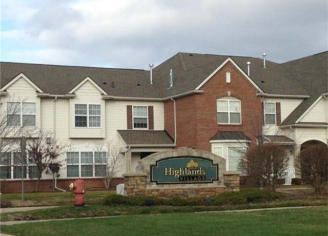 Property at 28957 Cullen Dr, Romulus, MI 48174, 2 beds, 2.5 baths