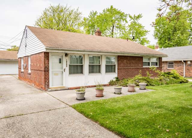 Property at 18580 Hinton St, Riverview, MI 48193, 3 beds, 1 bath