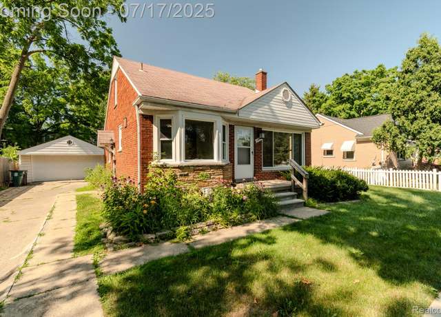 Property at 3914 W 13 Mile Rd, Royal Oak, MI 48073, 3 beds, 3 baths