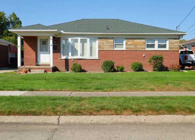 Property at 22549 Shorewood Dr, St Clair Shores, MI 48081, 3 beds, 1.5 baths